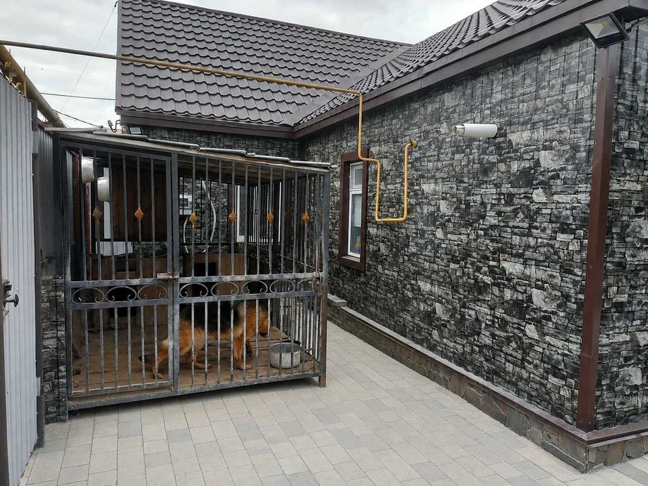 Продам дом из 4 комнат