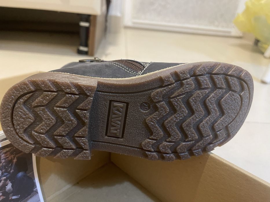 botine Kavat nr. 29 noi cu eticheta