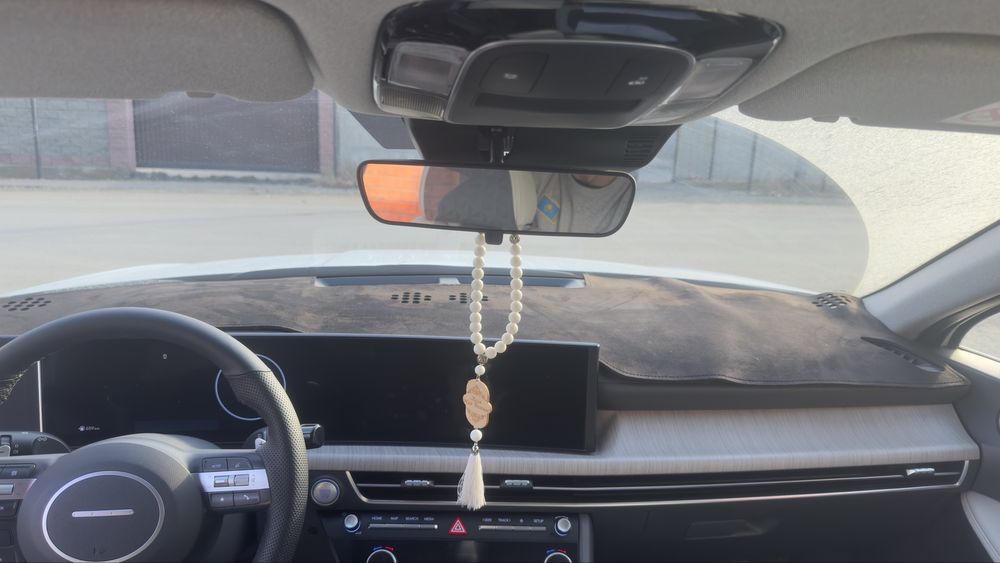 Продам накидку на панель Соната