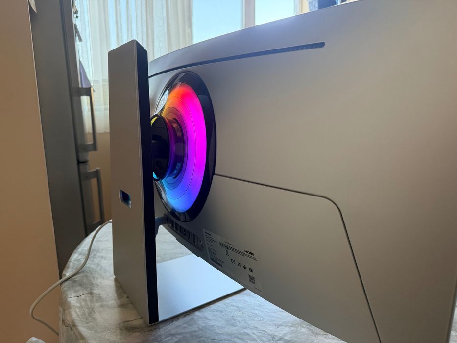 Samsung Odyssey G8 QD-OLED 34 Гаранция