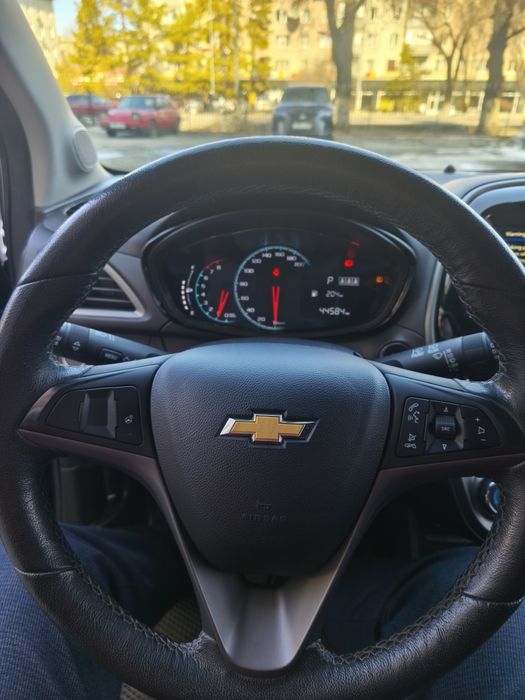 Продам Spark, 2021 года.