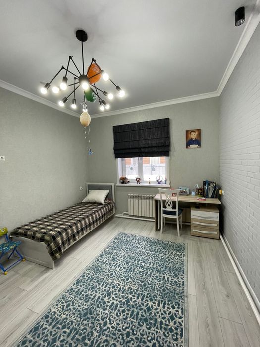 Продам Дом, Тепличное