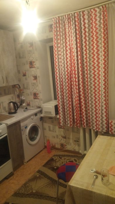 Девушка на подселение