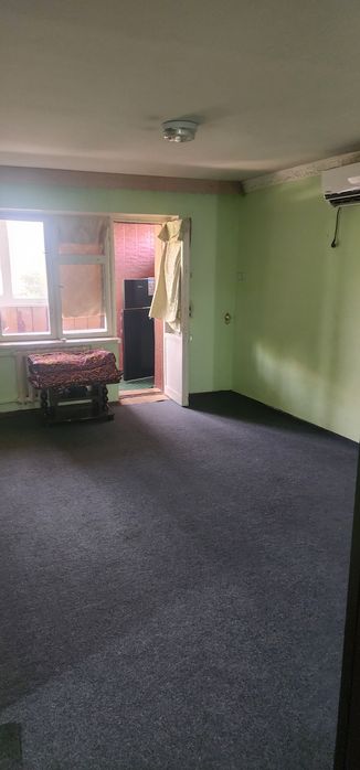 IУчтепа Камчатка  3 хона сотилади срочна