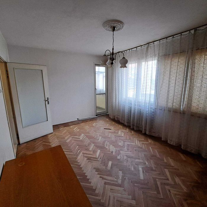 Продавам Многостаен апартамент