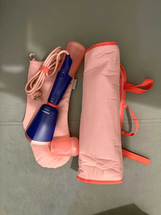 Vand aparat de călcat vertical cu aburi Philips 5000