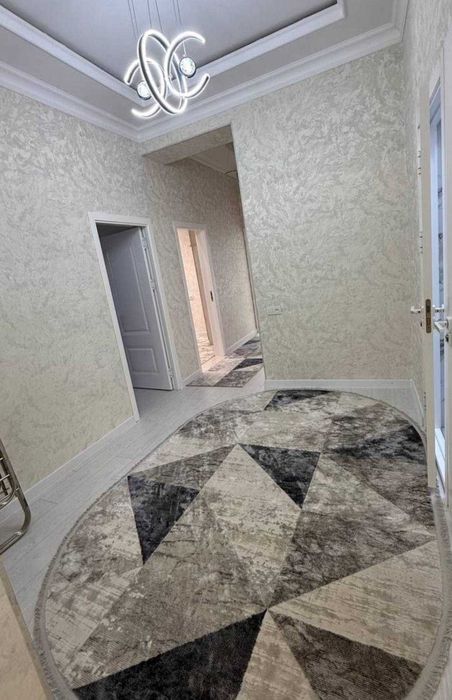 Срочно сдам 3/1/9 на Ц-квартале ор-р метро Чиланзар H5