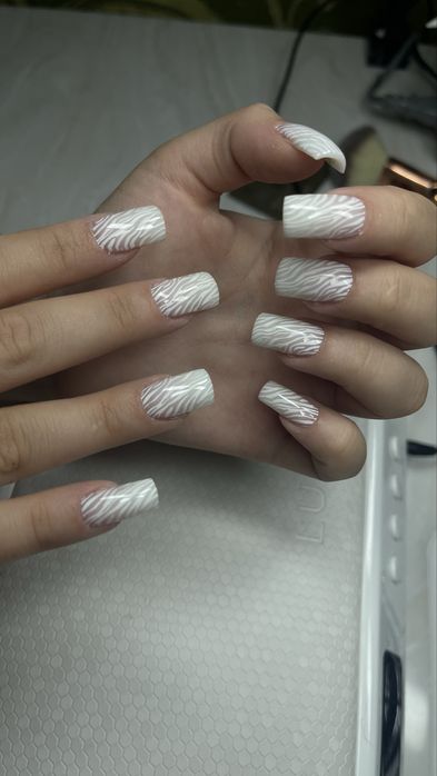 Маникюр 6000 + наращивание  от 9000