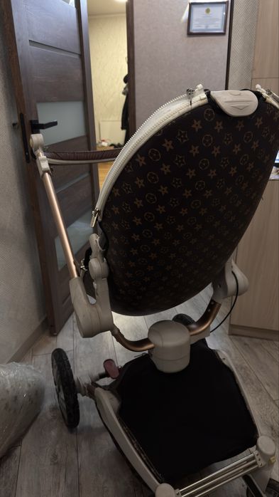 Продам коляску б/у