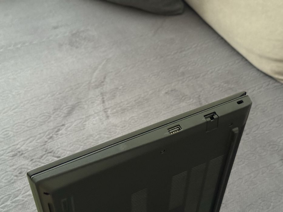 15.6’FHD IPS/Lenovo Thinkpad E15 Gen4/Ryzen 7-5825/16GB/512GB SSD