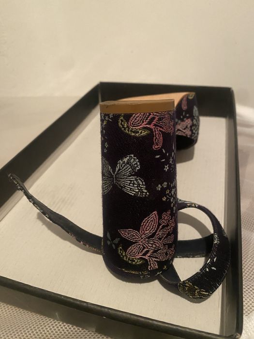 Sandale model deosebit