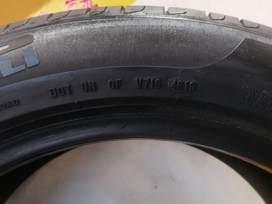 245/50/19 2*PIRELLI vara Runflat 105w  dot 4619.5,,18mm
