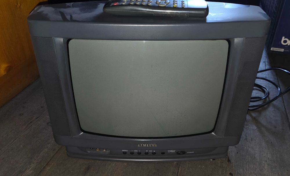 Телевизор Samsung CS-3339Z