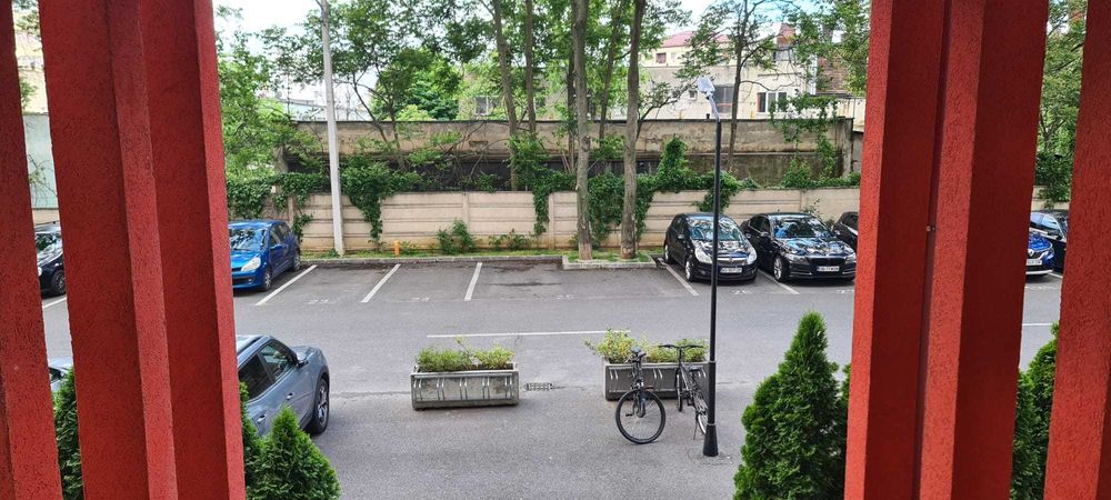 Loc parcare suprateran dublu-Rotar Park 1-Militari-200m metrou Pacii