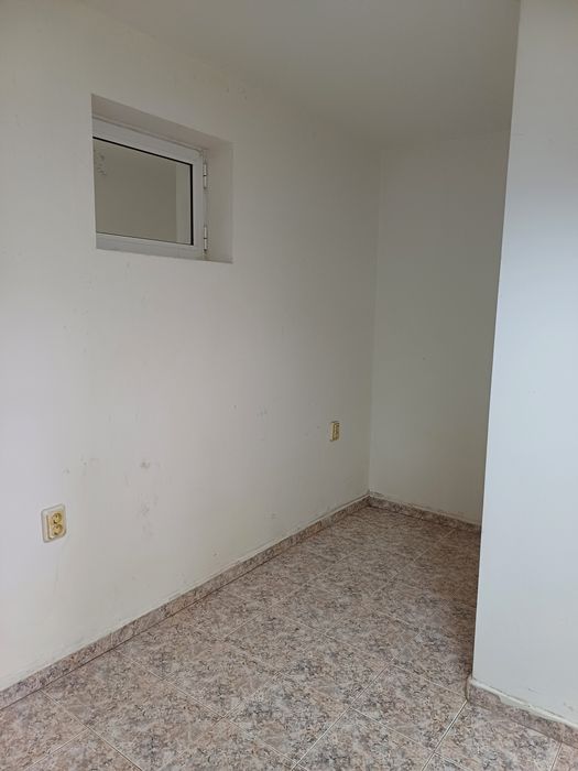 Дава се под наем Магазин в Левски - 30 кв.м за 193.8 € - Снимка #10