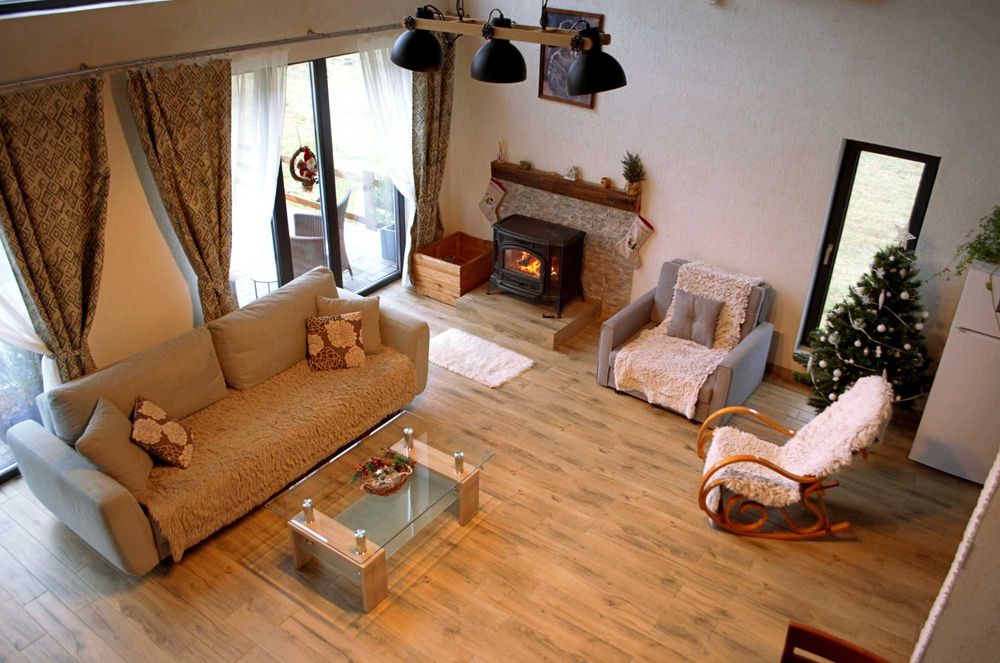 Cabană/ Casă de vacanță cu piscină/ciubăr