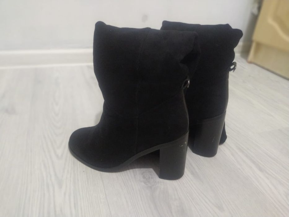 Продам сапоги женские