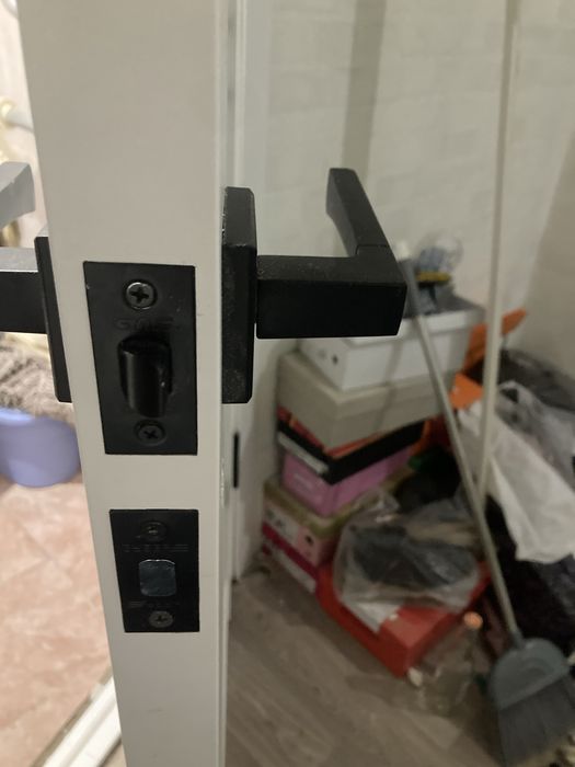 Установка дверей.