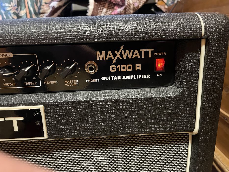 Нов Hiwatt Maxwatt G100 112R (Комбо)