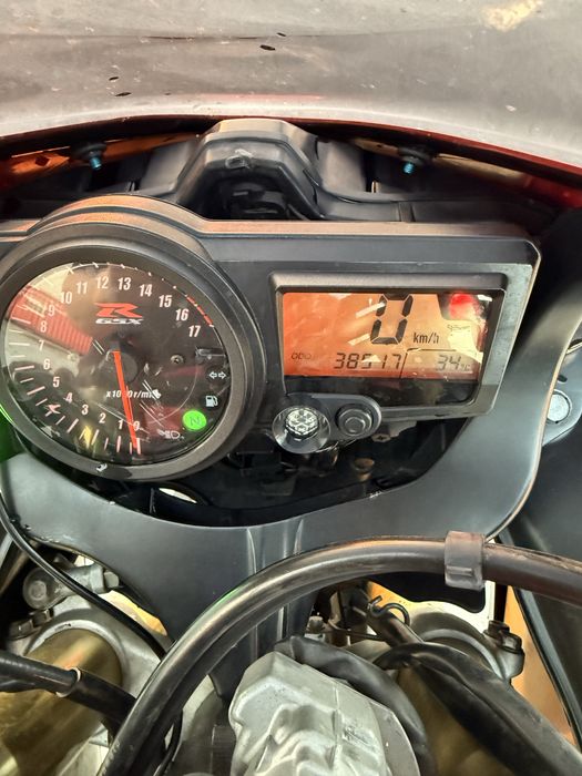 Suzuki gsx r 600 k5