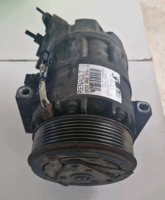 Климатичен компресор за Рено Мастер, Опел, Нисан и др.