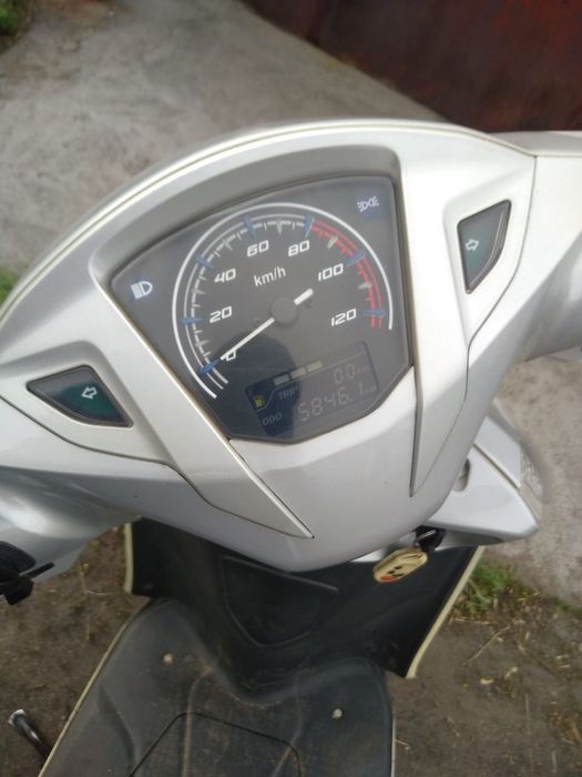 Продам скутер недорого