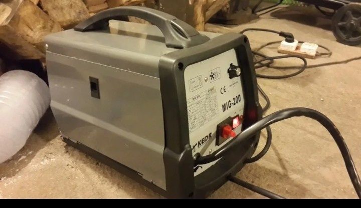 Продам сварочный аппарат кемпинг