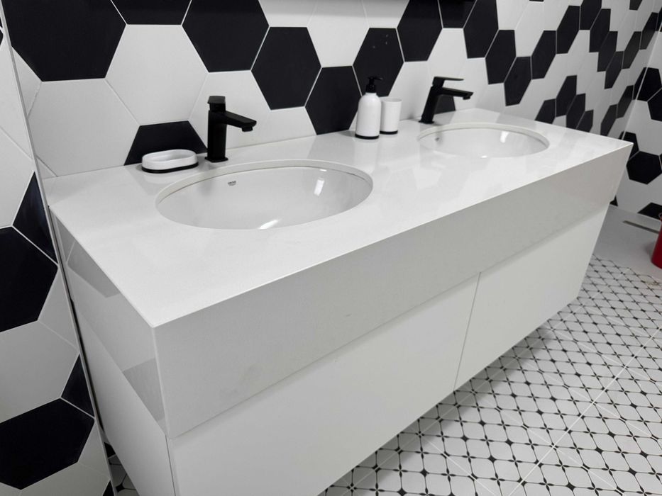 Compozit pentru blat de baie