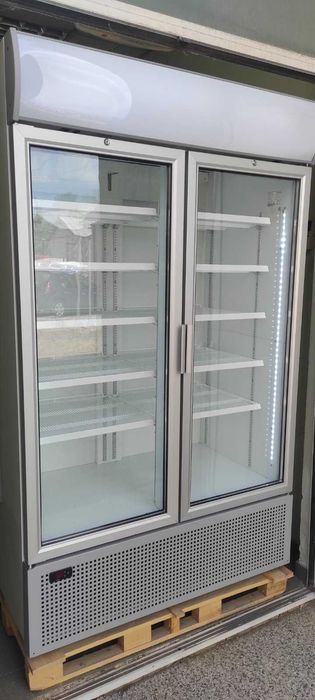 Вертикални хладилни витрини - нови налични на склад
