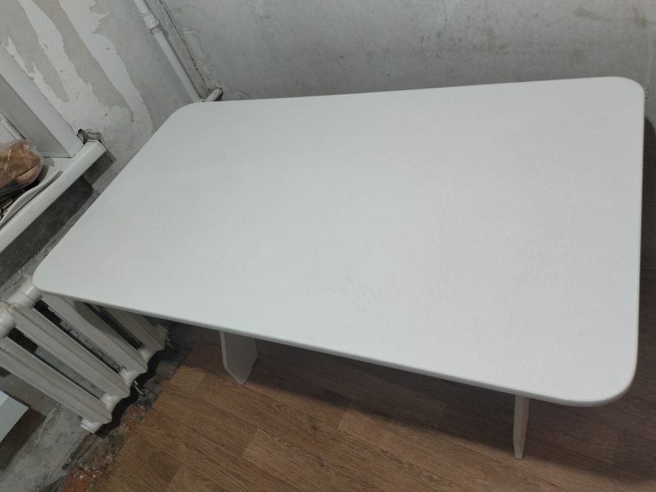 Продам стол в отличном состоянии