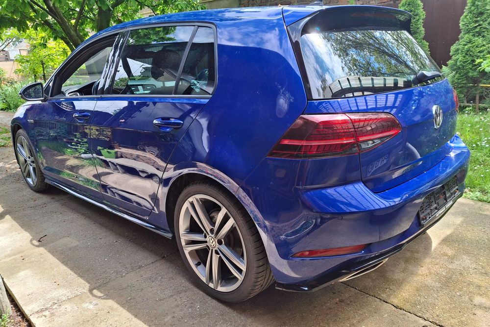 Vw Golf 7.5  2.0Tdi R-line Dsg -Virtual-Acc