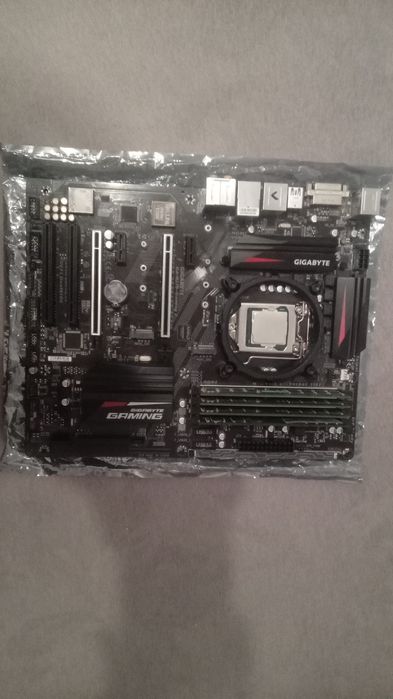 Мощная материнская плата