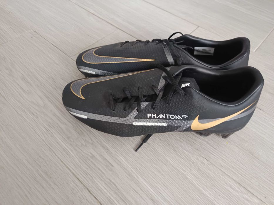 Ghete de fotbal Nike PHANTOM, NR 47,5