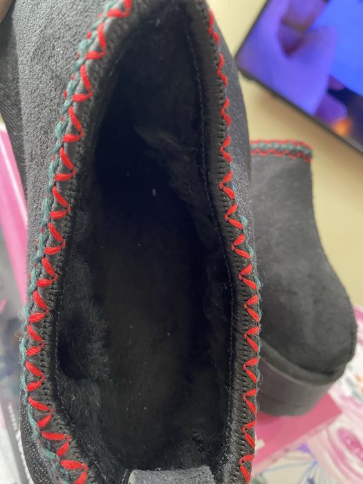 Зимни чехли UGG.