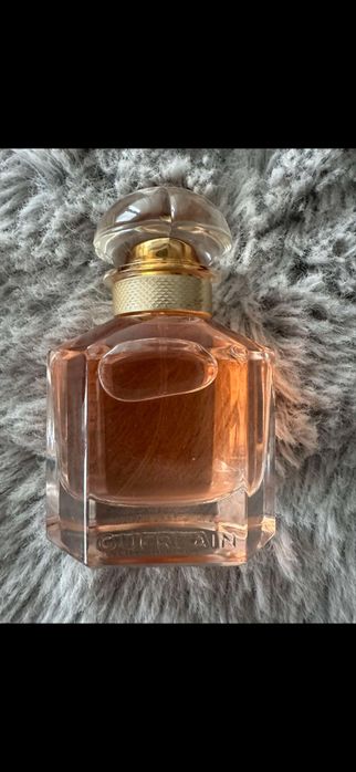 Женски парфюми Dior и Guerlain