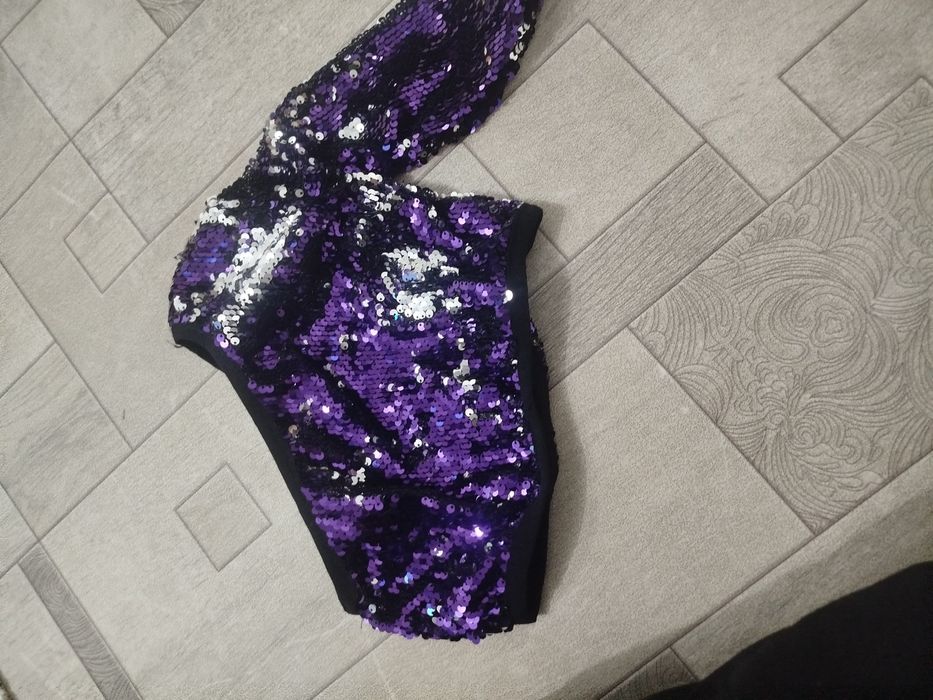 Продам детский новогодние одежды