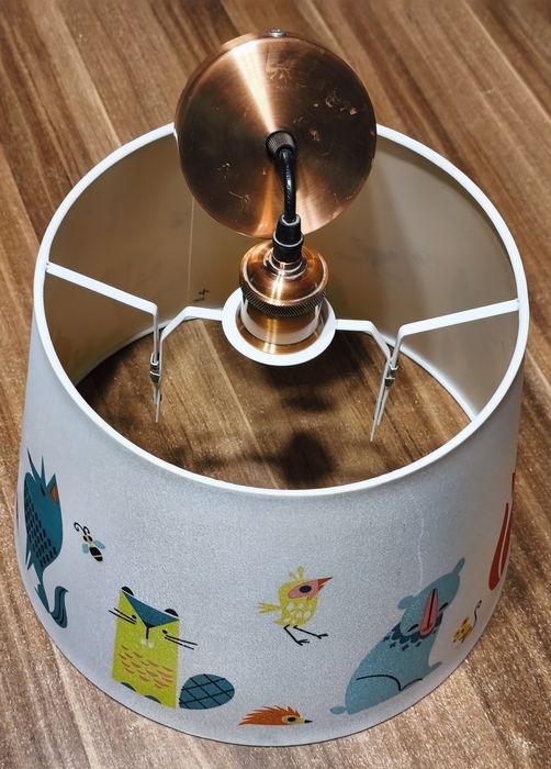 Lustra fixa cu abajur din material, IKEA, cu animalute, soclu E27