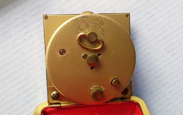 Туристически немски сгъваем часовник