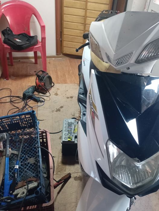 Продам скутор на ходу