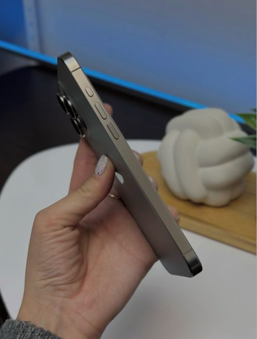 iPhone 15 ProMax  256Gb Natural Titan Akk: 90% Radnoy