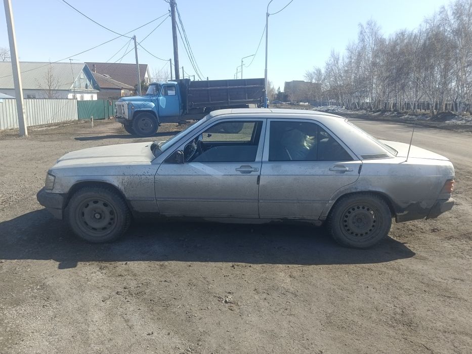 Продам мерседес 190
