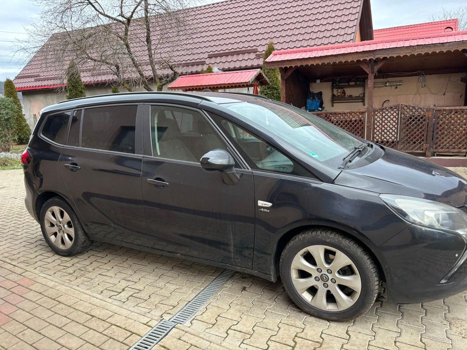 Vând Opel Zafira C, 2013