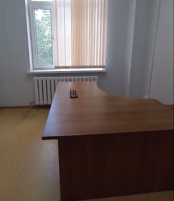 Офисный стол угловой