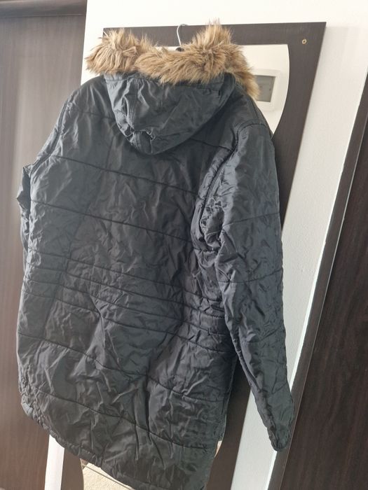 Geaca ,haina Puma originala mar M ,48/50