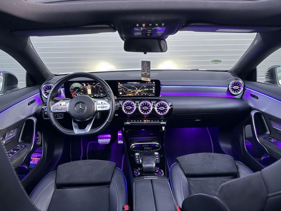 Mercedes Benz CLA250e AMG / 2020 / 175.000km / panoramic / ambientale