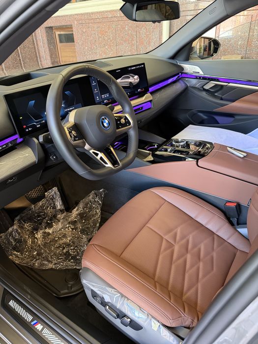 BMW i5edrive m40L