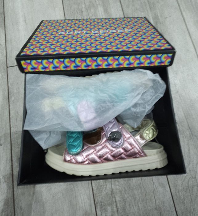 Детски сандали KURT GEIGER