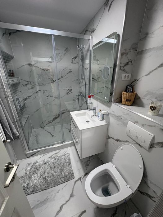 Inchiriez apartament 2 camere