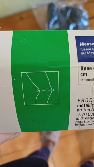 Genunchiera noua cu balama