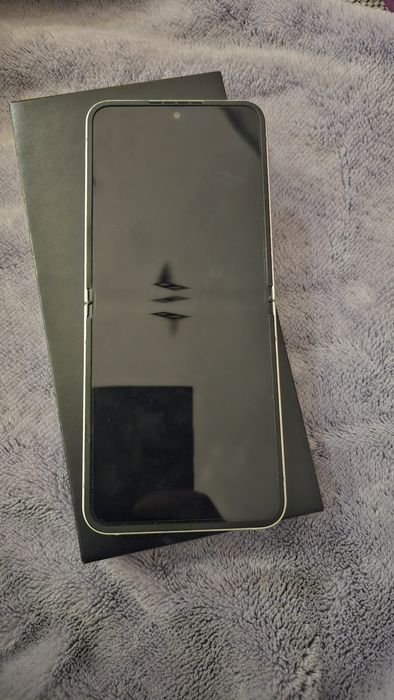 Samsung Z flip 6